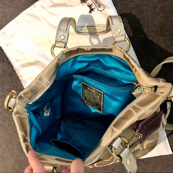 Authentic Coach Poppy Signature Bag - Gold Khaki - Picture 5 of 6